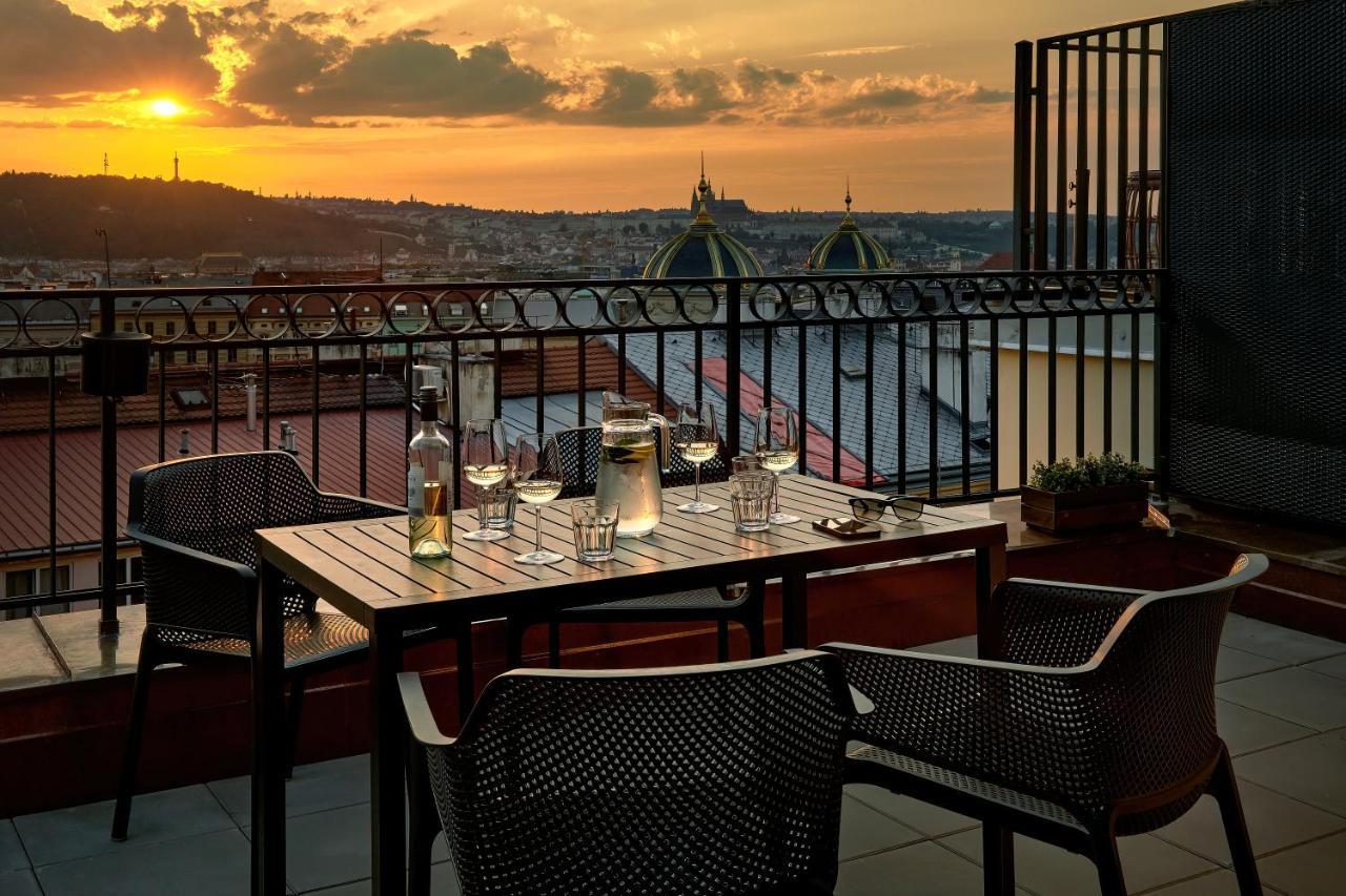 Downtown Suites Rubesova Praha Bagian luar foto