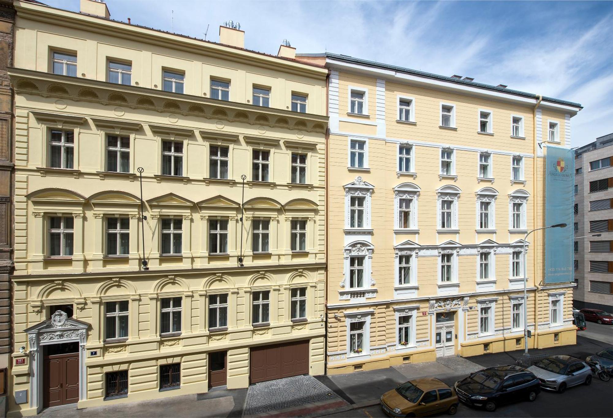 Downtown Suites Rubesova Praha Bagian luar foto